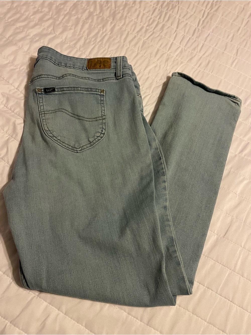Light Blue Women’s Jeans - Classic Straight Fit